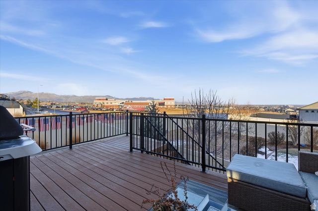 4384 W LOWER MEADOW DR, Herriman, UT 84096