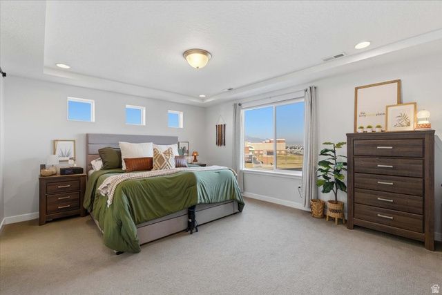 4384 W LOWER MEADOW DR, Herriman, UT 84096