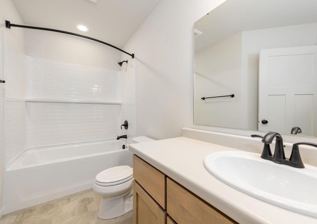 5307 Athlone Road, Fitchburg, WI 53711