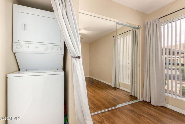 3601 W TIERRA BUENA Lane 157, Phoenix, AZ 85053