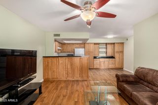 3601 W TIERRA BUENA Lane 157, Phoenix, AZ 85053