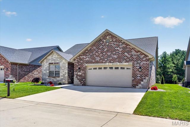 2024 Ravenel, Swansea, IL 62226