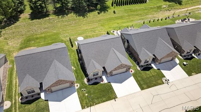 2024 Ravenel, Swansea, IL 62226