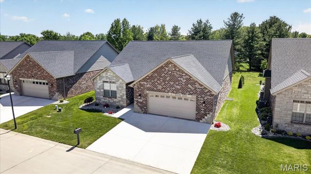 2024 Ravenel, Swansea, IL 62226