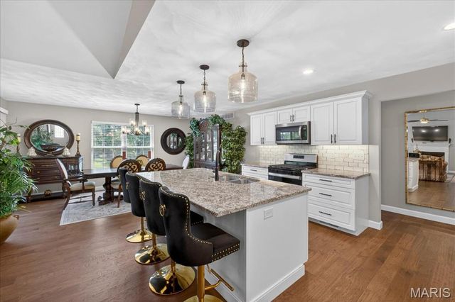 2024 Ravenel, Swansea, IL 62226