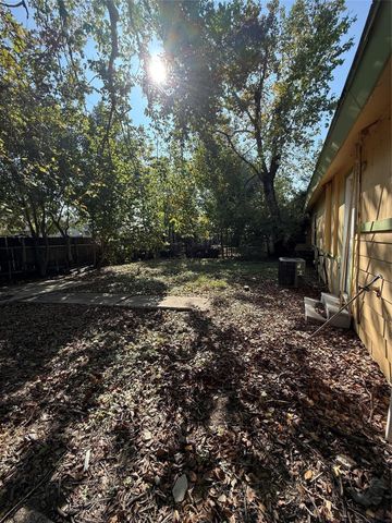 7227 Saint Augustine Street, Houston, TX 77021