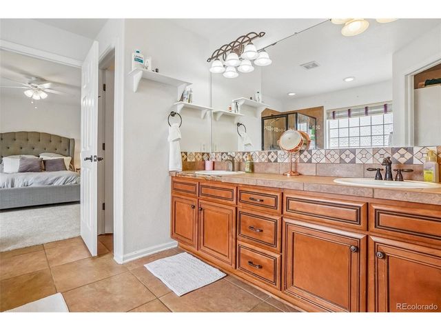 12710 Espera Way, Parker, CO 80134