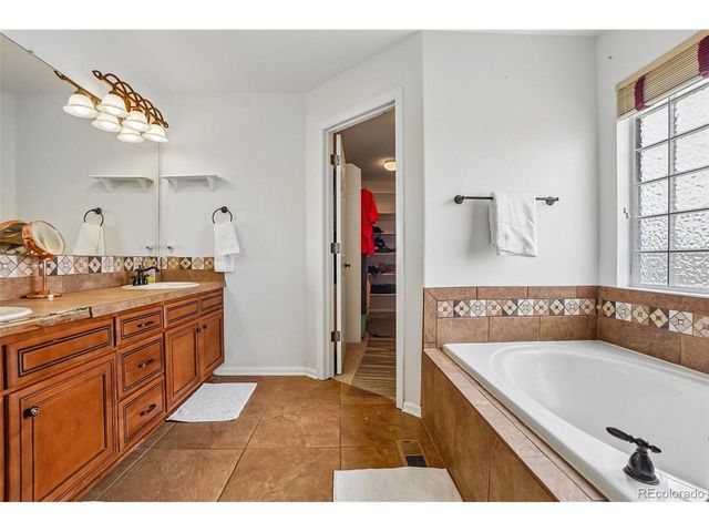 12710 Espera Way, Parker, CO 80134