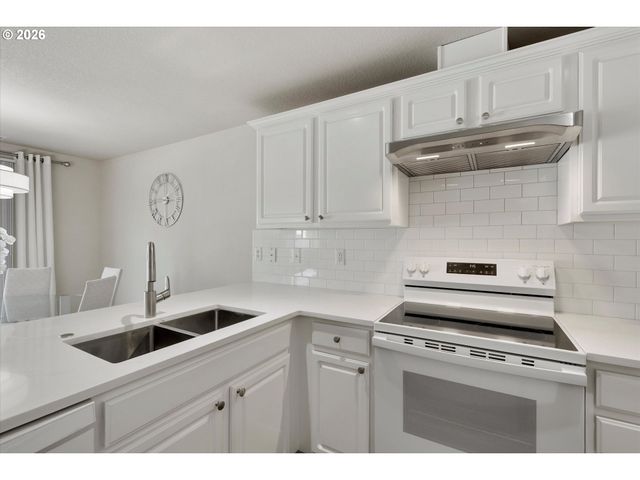 7904 Ne 62ND Cir, Vancouver, WA 98662