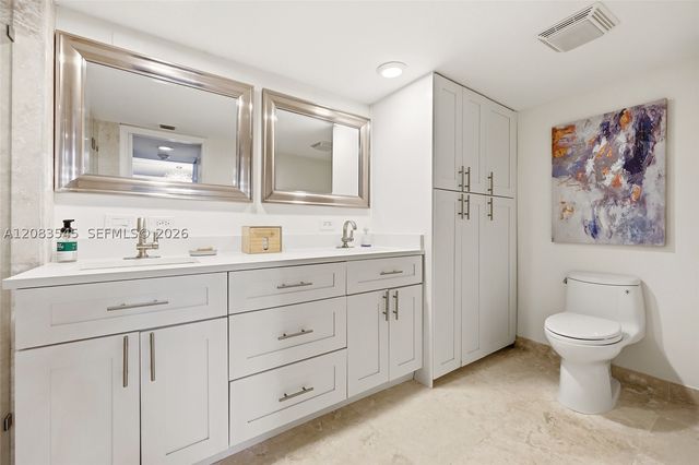 5380 N Ocean Dr 18B, Singer Island, FL 33404