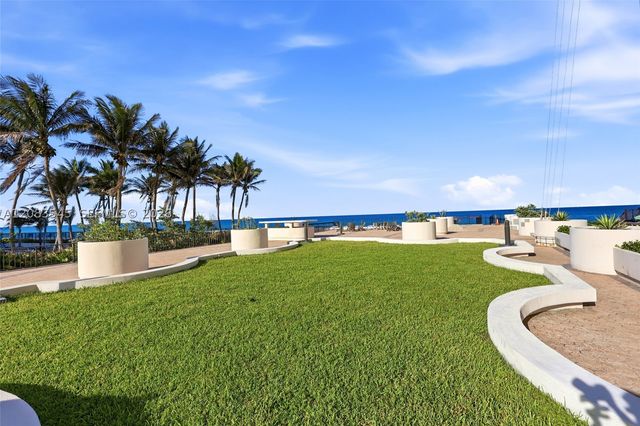 5380 N Ocean Dr 18B, Singer Island, FL 33404