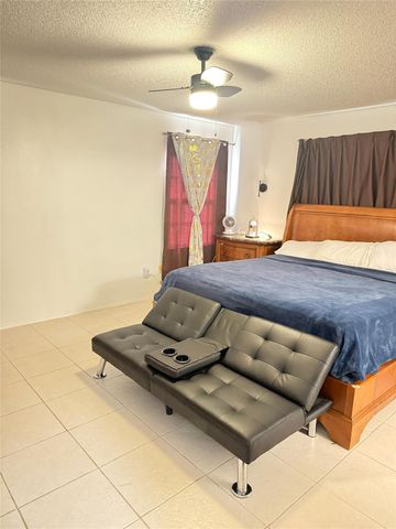 124 SW Klee Cir, Port St Lucie, FL 34953