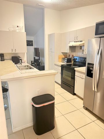 124 SW Klee Cir, Port St Lucie, FL 34953