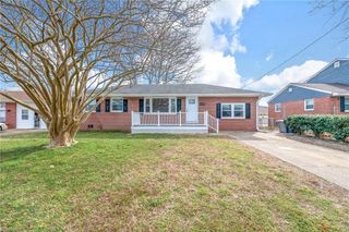 9 Prince George DR, Hampton, VA 23669