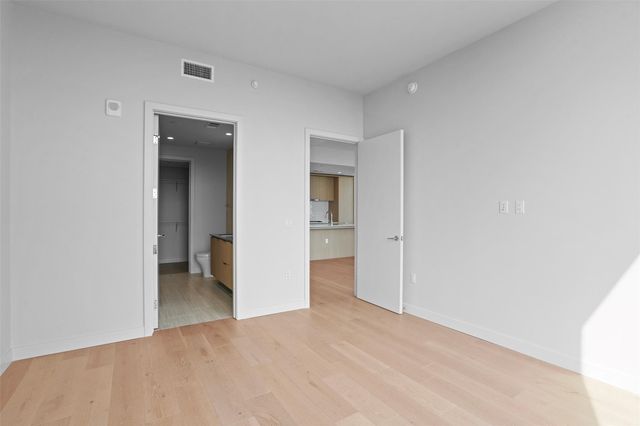 44 East Ave 2510, Austin, TX 78701
