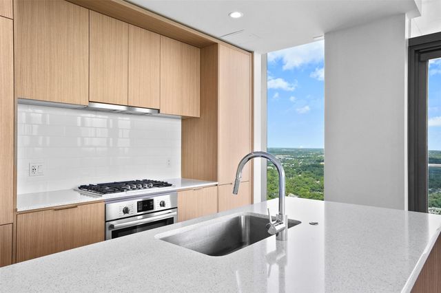 44 East Ave 2510, Austin, TX 78701