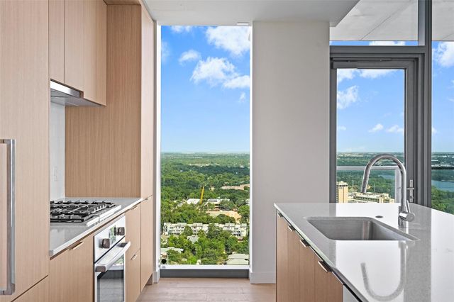 44 East Ave 2510, Austin, TX 78701