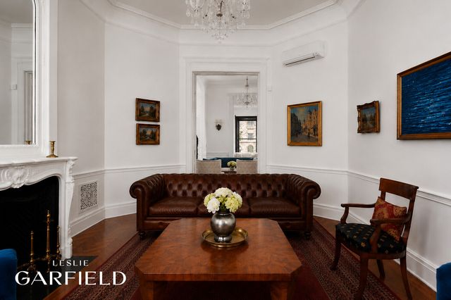 38 E 70TH Street, New York City, NY 10021
