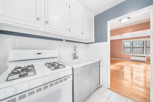 485 E Lincoln Avenue 201, Mount Vernon, NY 10552