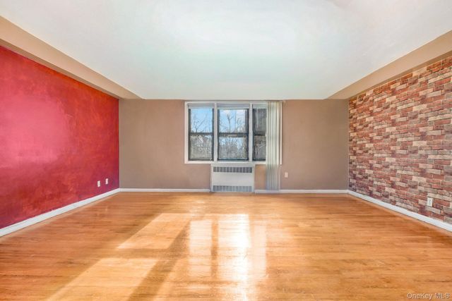 485 E Lincoln Avenue 201, Mount Vernon, NY 10552