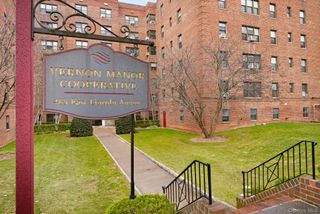 485 E Lincoln Avenue 201, Mount Vernon, NY 10552