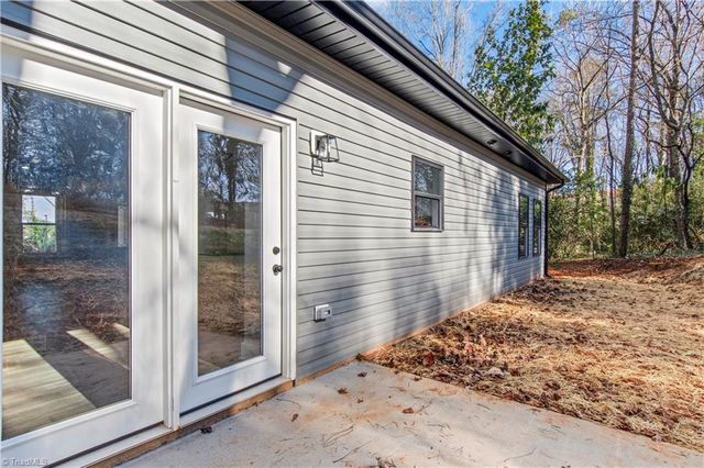 2322 Summerlin Street, Winston-salem, NC 27103