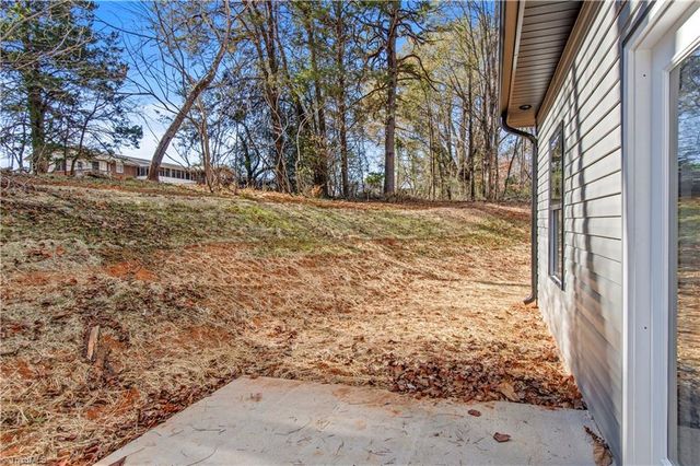 2322 Summerlin Street, Winston-salem, NC 27103