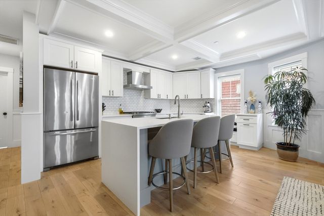 81 Conwell Ave 3, Somerville, MA 02144
