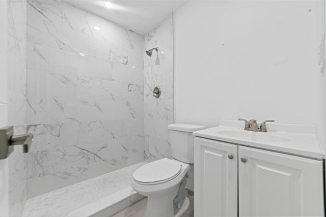 2511 NE 209th Terrace, Miami, FL 33180