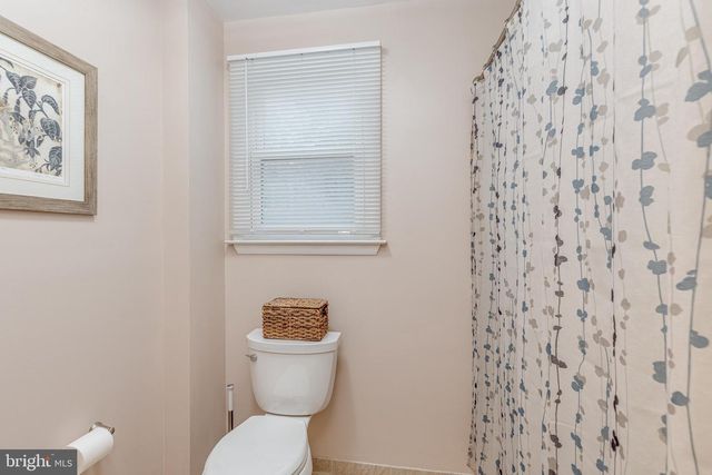 811 SARATOGA TER, Blackwood, NJ 08012