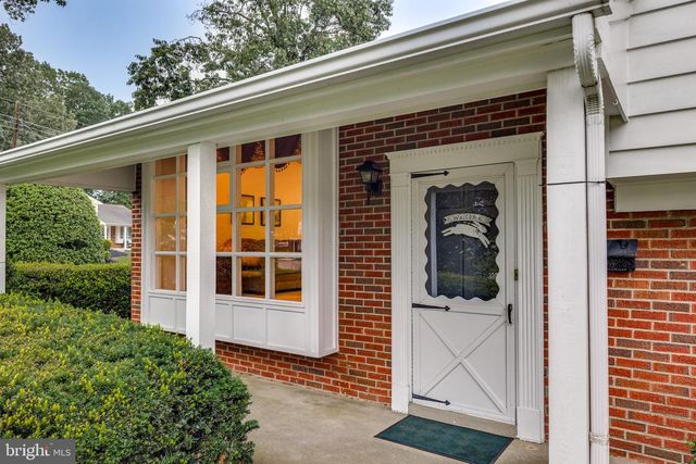 811 SARATOGA TER, Blackwood, NJ 08012
