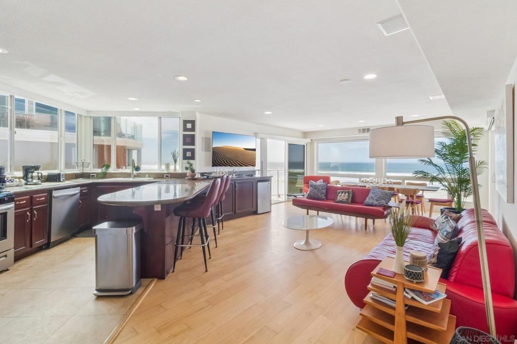 702 Monterey Ct., San Diego, CA 92109 — photo 5