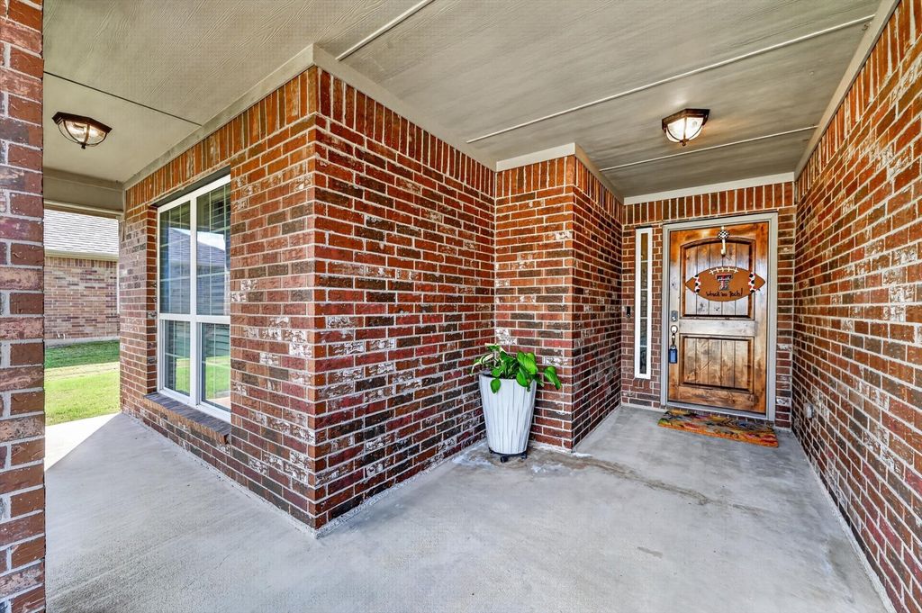 1026 Saint Andrews Drive, Burleson, TX 76028 — photo 4