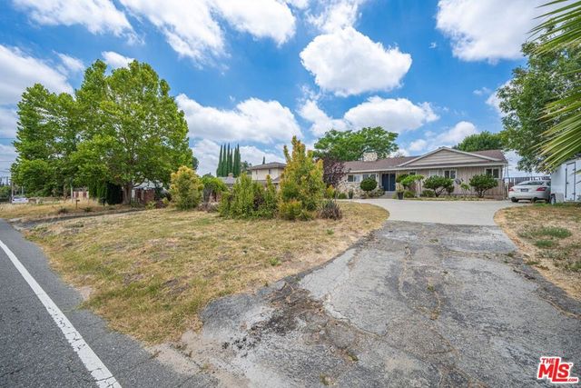 11335 Louise Avenue, Granada Hills, CA 91344