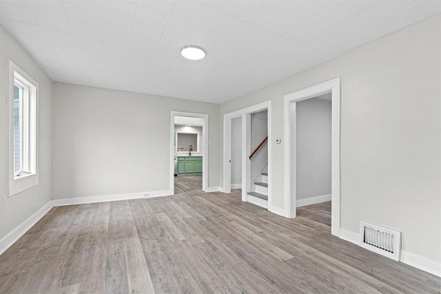 1632 W Lakewood Boulevard, Holland, MI 49424