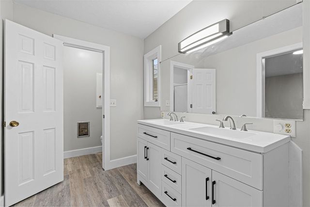 1632 W Lakewood Boulevard, Holland, MI 49424