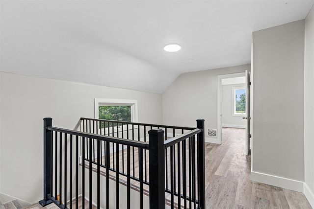 1632 W Lakewood Boulevard, Holland, MI 49424