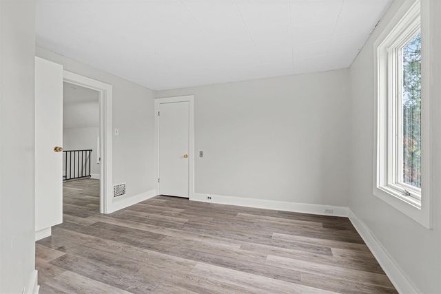1632 W Lakewood Boulevard, Holland, MI 49424