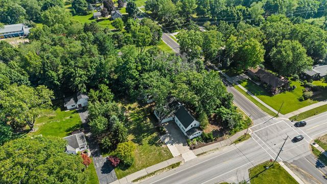 1632 W Lakewood Boulevard, Holland, MI 49424