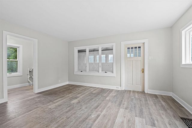 1632 W Lakewood Boulevard, Holland, MI 49424