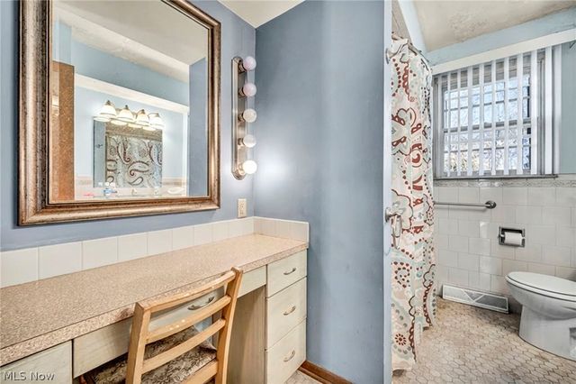 627 Lincoln Avenue, Barberton, OH 44203