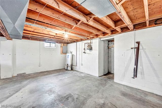 627 Lincoln Avenue, Barberton, OH 44203