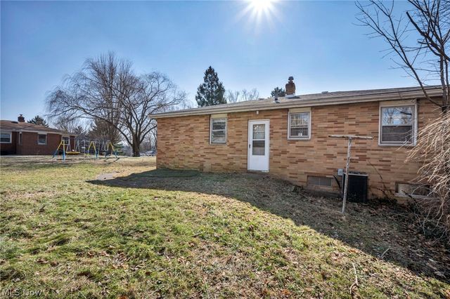 627 Lincoln Avenue, Barberton, OH 44203
