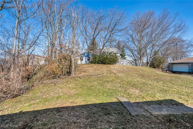 627 Lincoln Avenue, Barberton, OH 44203