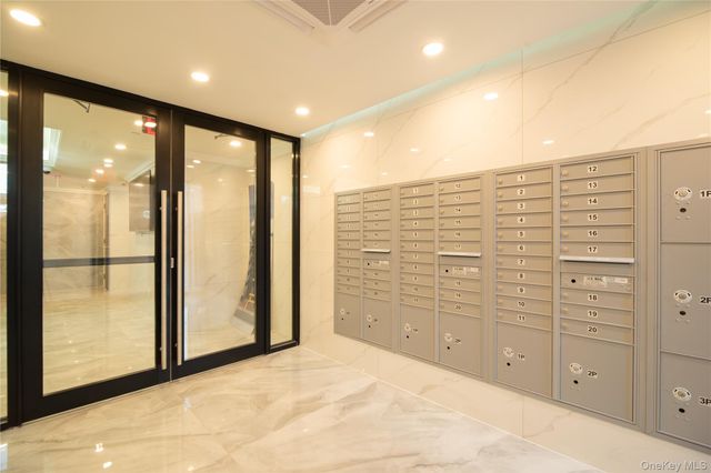 42-18 147th Street 2i, Flushing, NY 11355