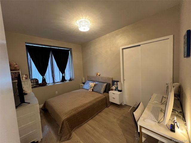 42-18 147th Street 2i, Flushing, NY 11355