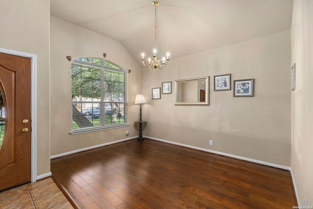 3318 DOVETREE LN, San Antonio, TX 78251