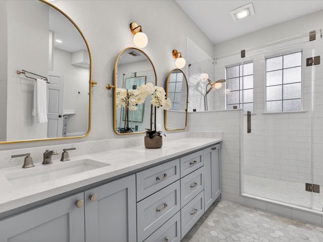 32906 Crestlake Boulevard, Magnolia, TX 77354