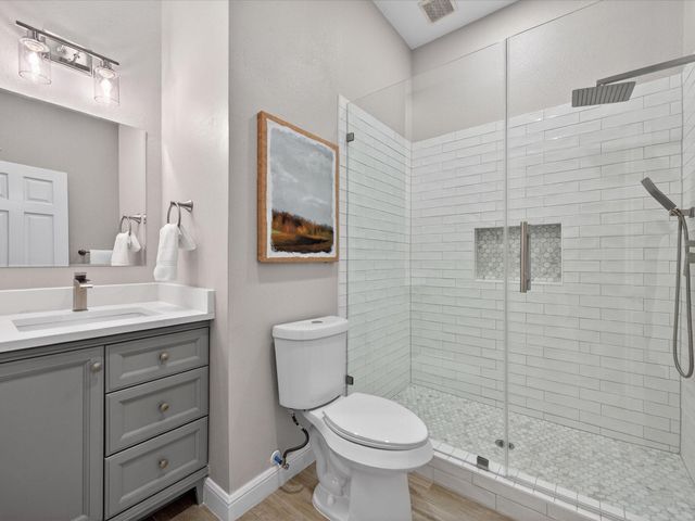 32906 Crestlake Boulevard, Magnolia, TX 77354