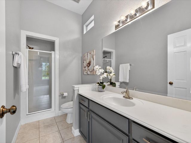 32906 Crestlake Boulevard, Magnolia, TX 77354